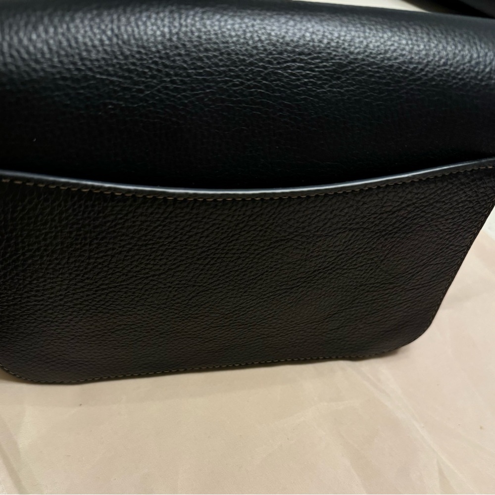 Coach Bag-Used but in excellent condition! - Picture 3 of 8